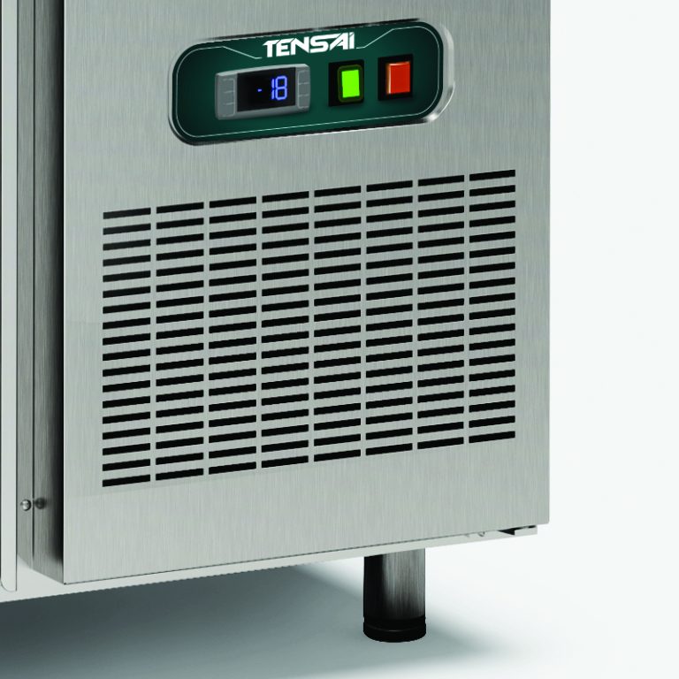 COLD_CABINETS_TABLES_19_ASSISTED DOOR CLOSING_TENSAI_001